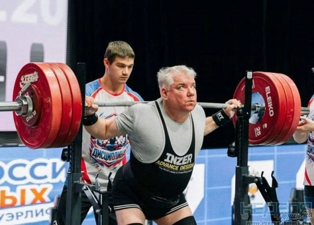 Обнинский силач взял бронзу чемпионата России и поднял 522 кг