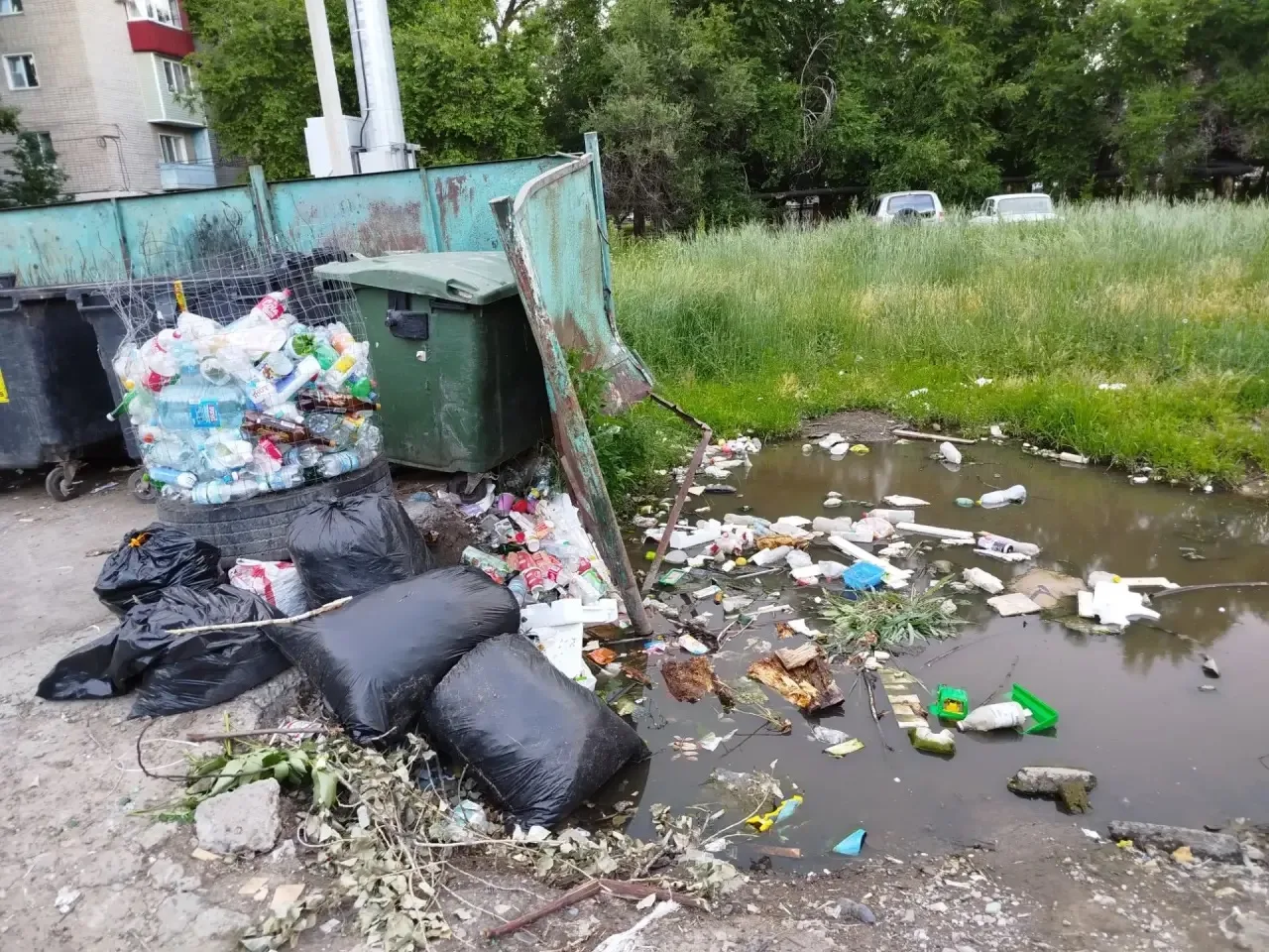 📩 Нам пишут ✍️ Жители домов по улицам Республиканская, 26А, 26Б и Обороны, 43А в Михайловке просят 