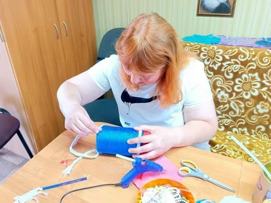В Балашовском доме-интернате для престарелых и инвалидов состоялся творческий мастер-класс по изгото
