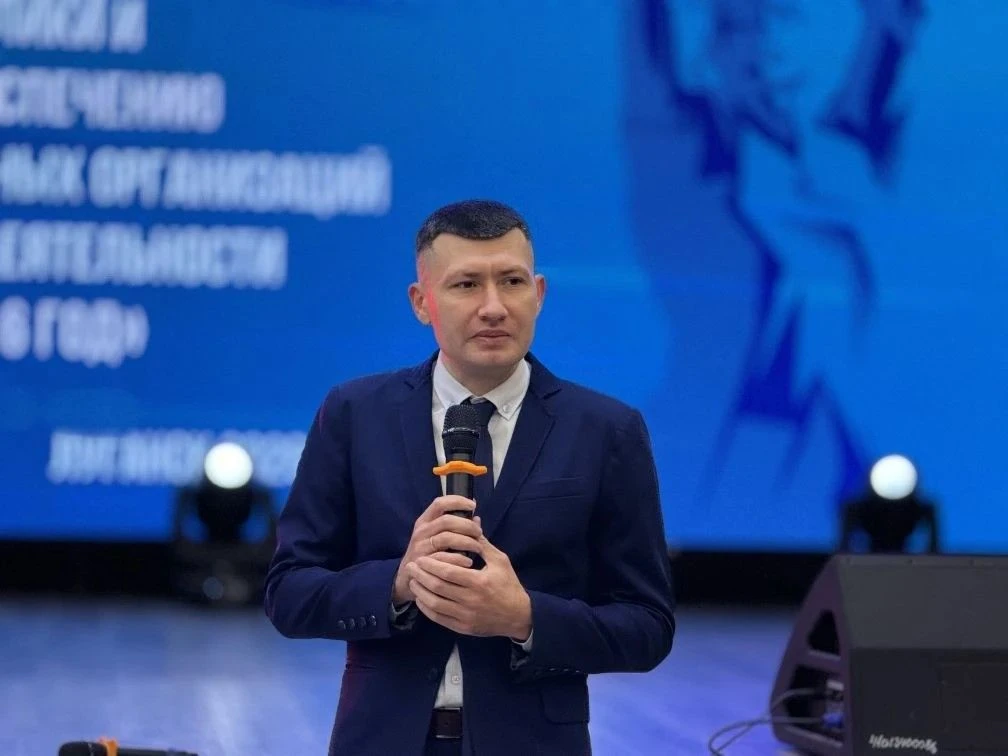 ⚡️Министром образования и науки ЛНР назначен Евгений Мирошниченко
