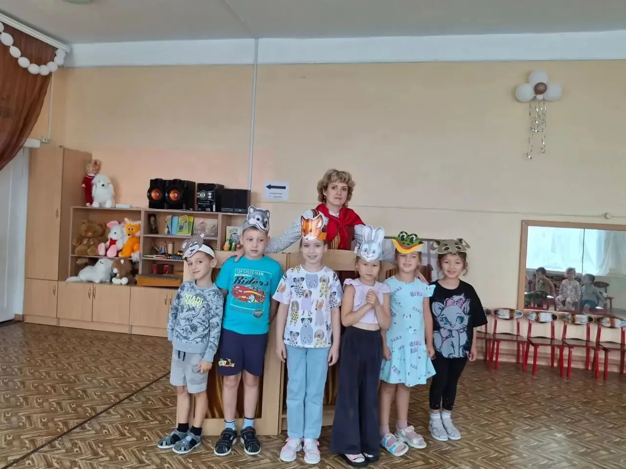 17 июля воспитанники нашего детского сада отметили Единый день фольклора. Его задача - ...