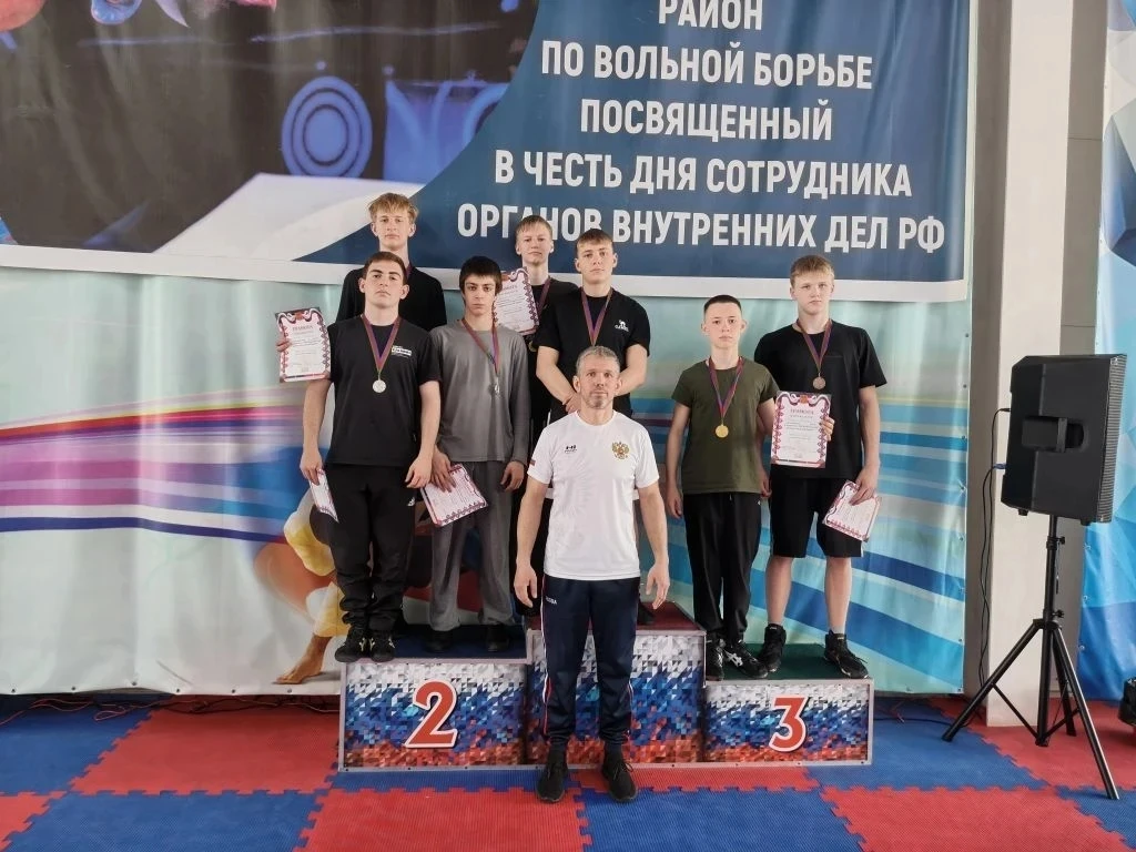 В Брюховецкой состоялось Первенство по вольной борьбе среди юношей до 18 лет.