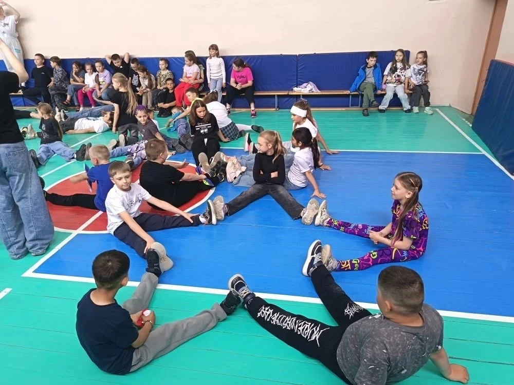 🌞 День дружбы и творчества в нашем лагере!
10 июня в нашем пришкольном лагере выдался особенно акти