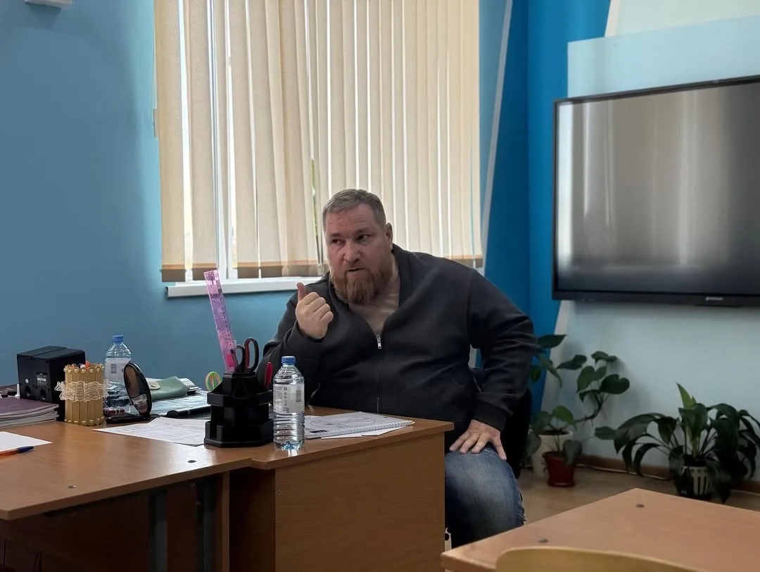 ПЕДАГОГИ ЦДЮТТ ПРИНЯЛИ УЧАСТИЕ В СЕМИНАРЕ-ПРАКТИКУМЕ ПО ОСНОВАМ ПУБЛИЧНОГО ВЫСТУПЛЕНИЯ   На базе МБ