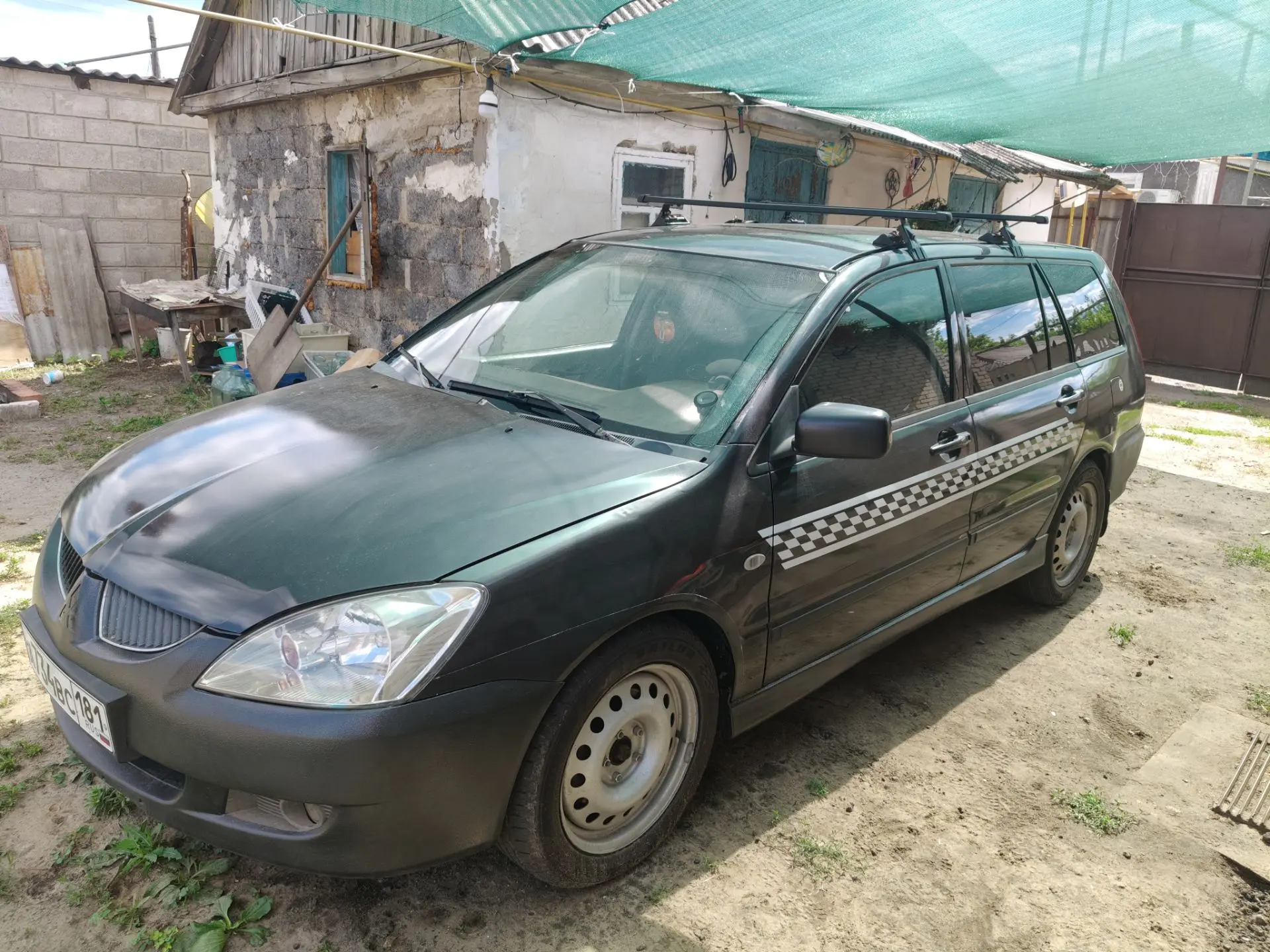 ‼️‼️‼️ ПРОДАМ ‼️‼️‼️
Mitsubishi Lancer 9 универсал 2.0 2004г. в отличном состоянии, ходовка пересыпа