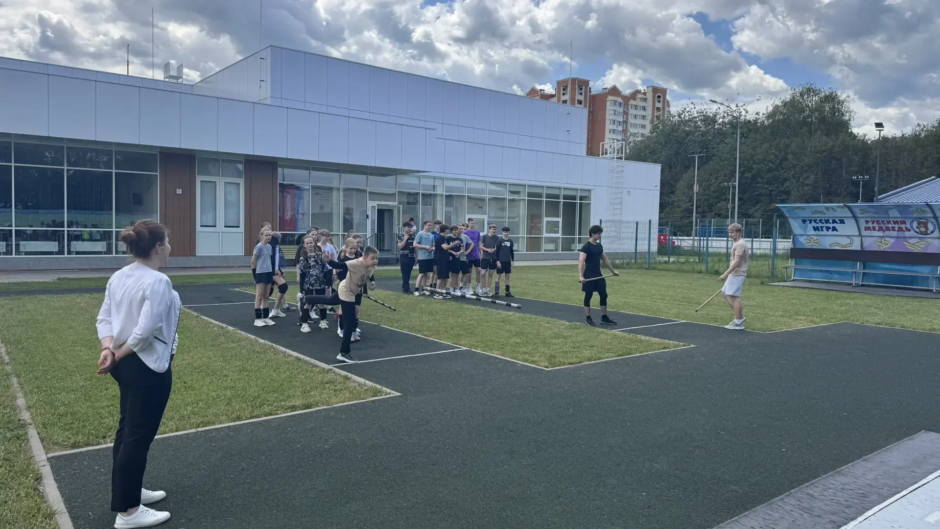 ✨ Городки: традиции спорта в действии!

3 июня на городошной площадке спортивной школы «Русский медв