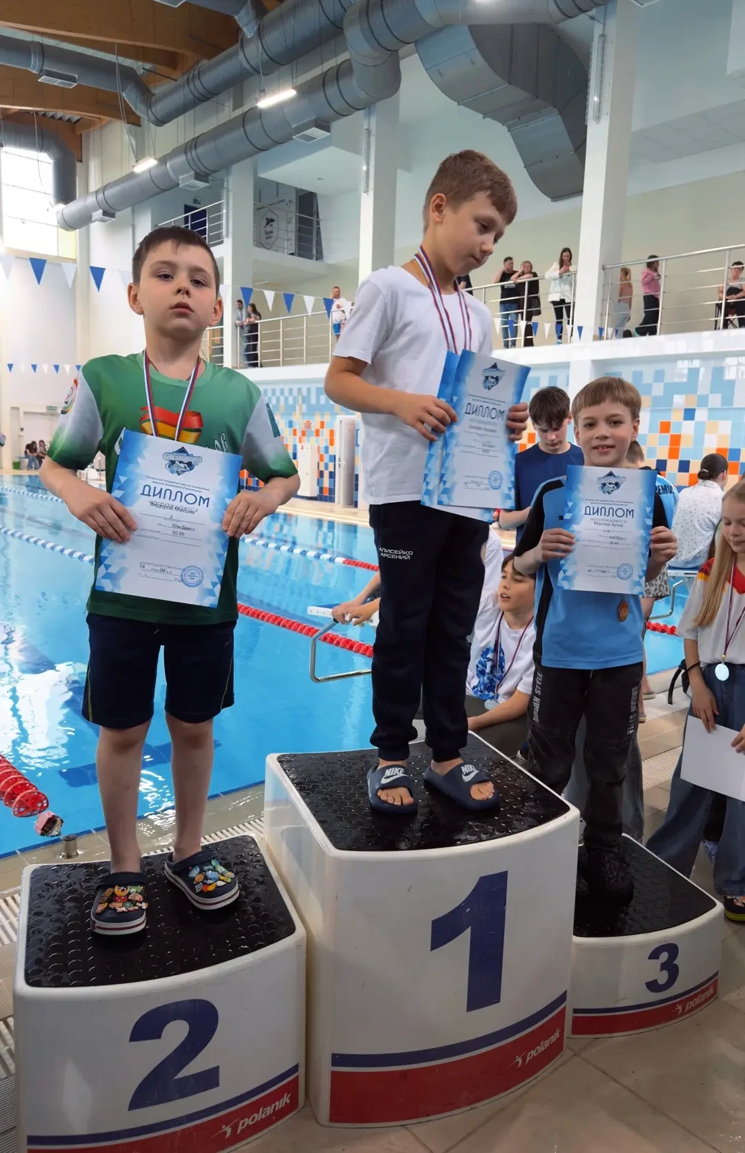 19 апреля прошло открытое первенство школы плавания «Чемпион». Ученик 1а класса Морозов Артём занял 
