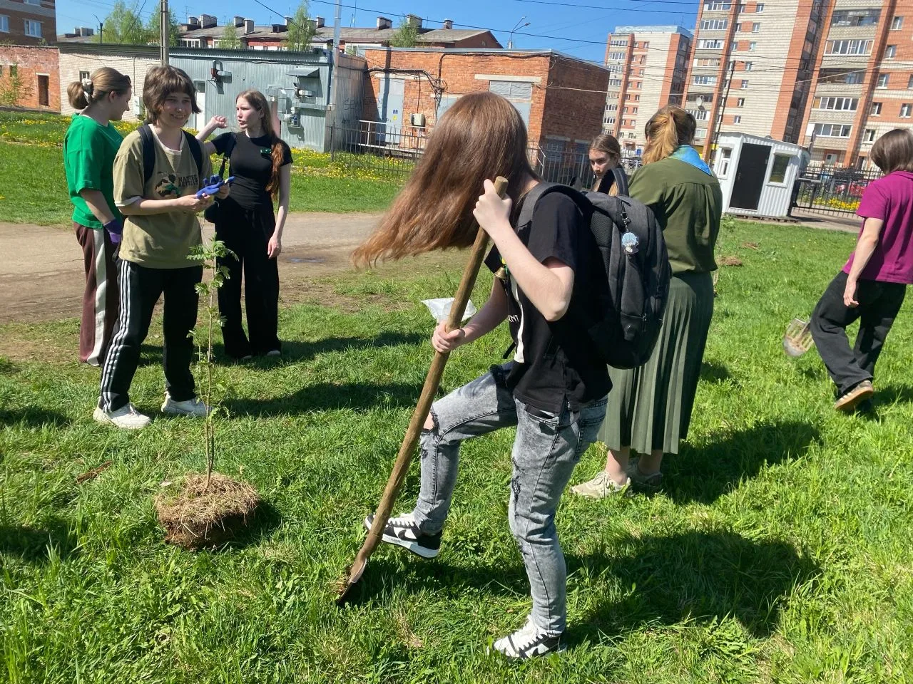 🌿В понедельник, 18 мая прошел первый день тематической недели 11б класса.   «Зеленый день» был посвя