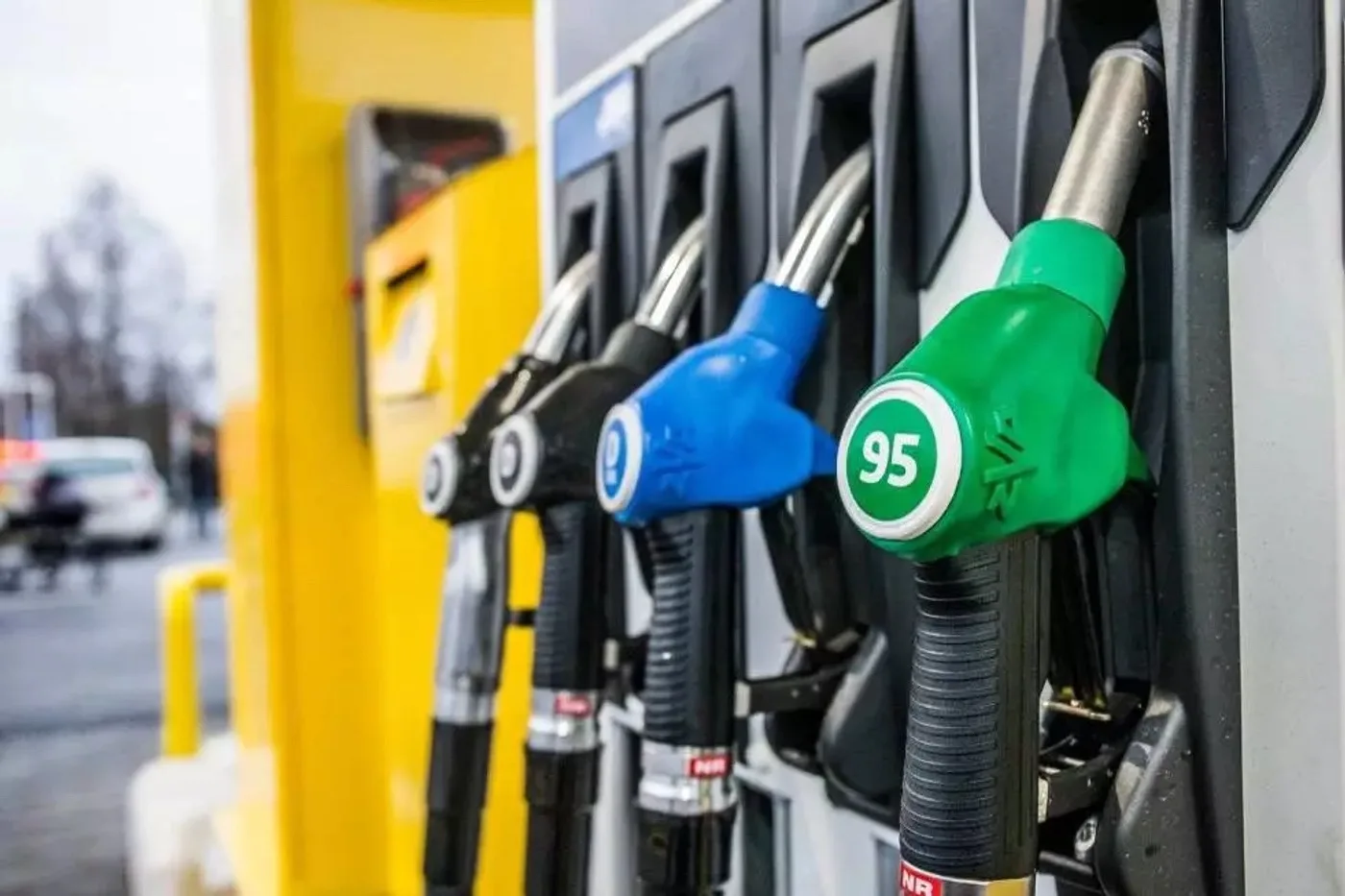 ⛽ В Архангельске бензин есть только на трёх заправках