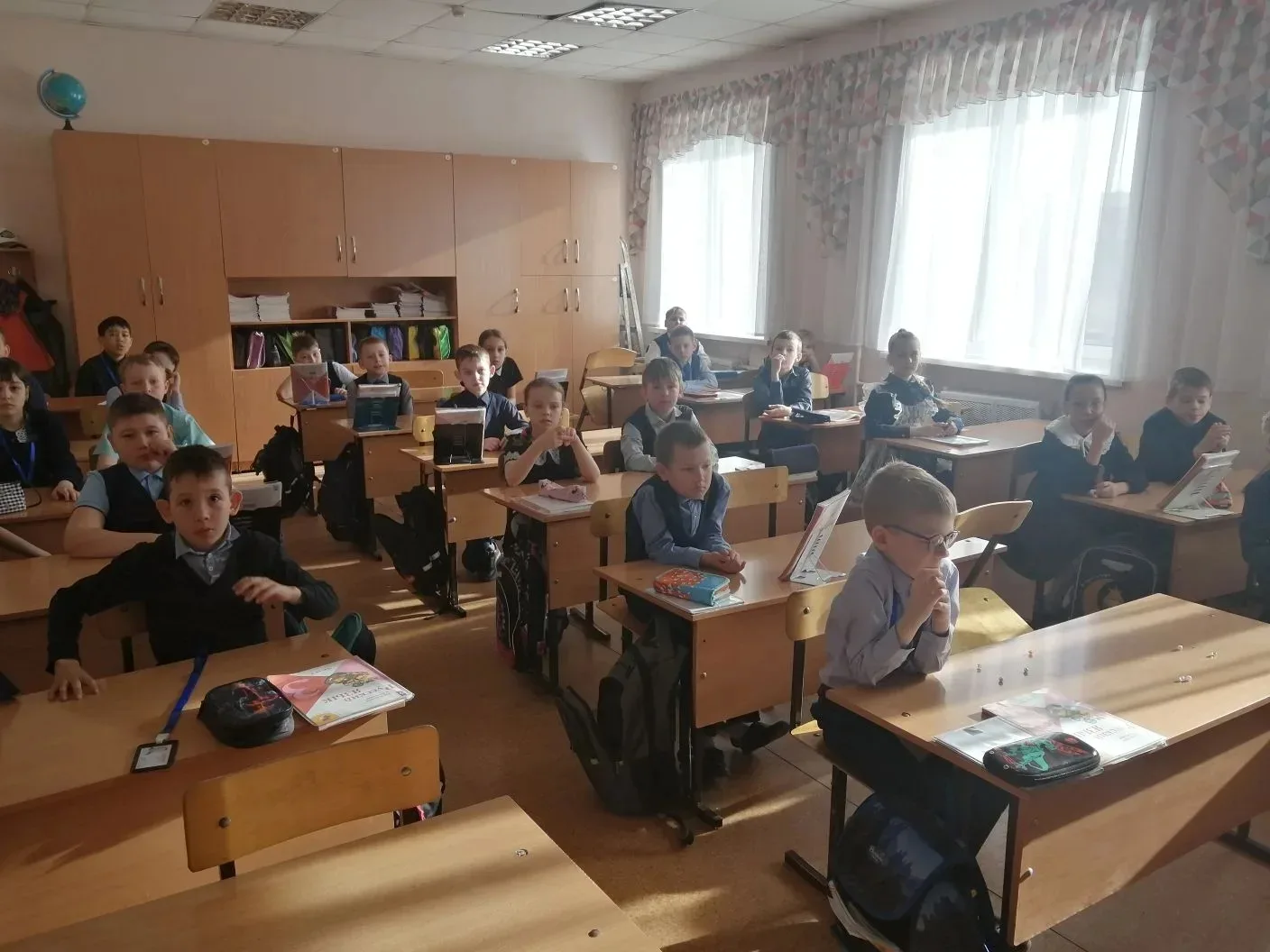 🦅 Наши «Орлята»: храним память, чтим традиции, помогаем своим!  Прошедшая неделя для наших младших к