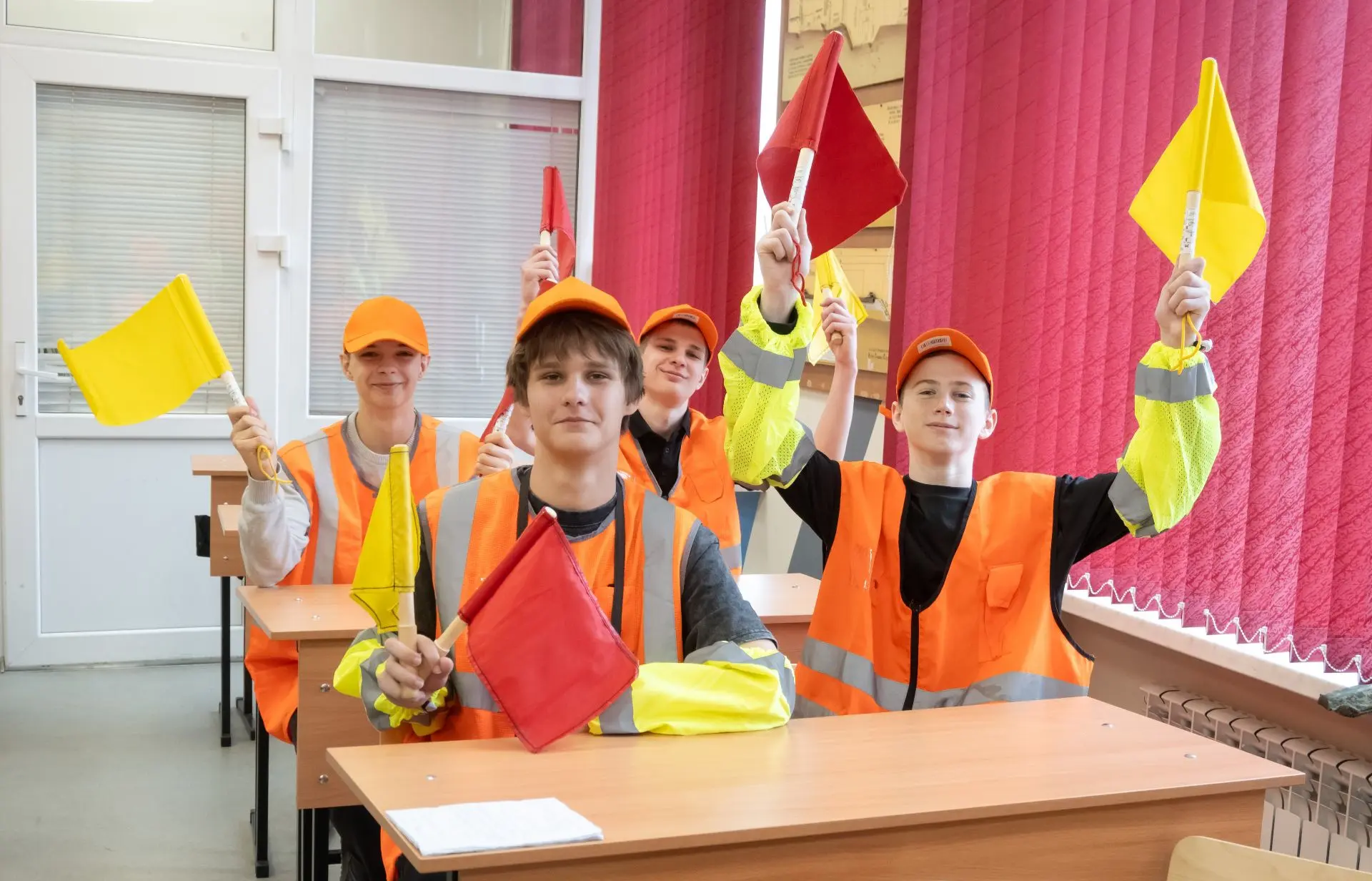 👏Завершился региональный профориентационный проект "Аттестат + профессия". Ребята сдали аттестацию с