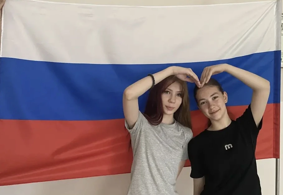 🇷🇺 Россия – это не просто страна, это наша Родина, наша гордость! 
 
🇷🇺 Что же такое Россия для 