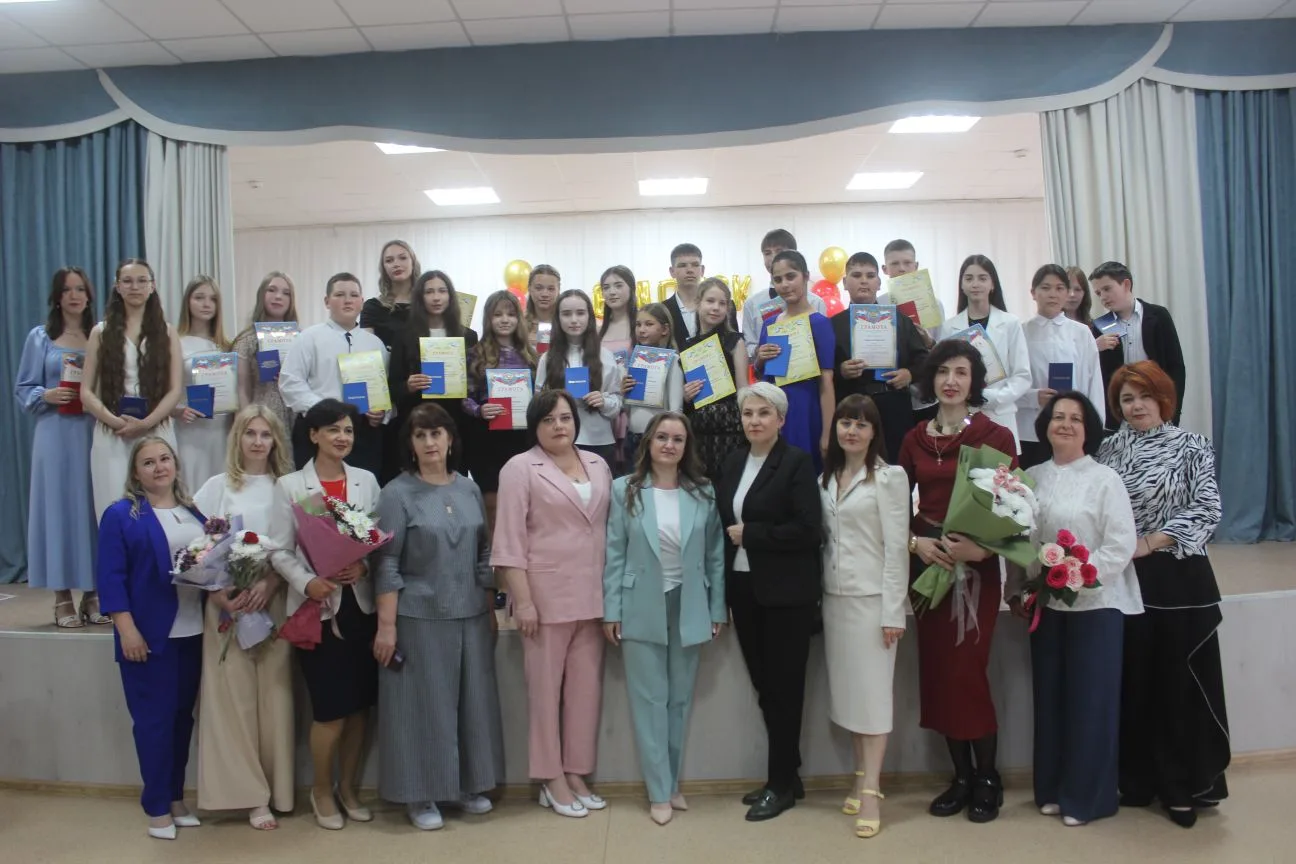 🎓✨ Выпускной вечер в Ивантеевской школе искусств: праздник таланта и вдохновения ✨🎓