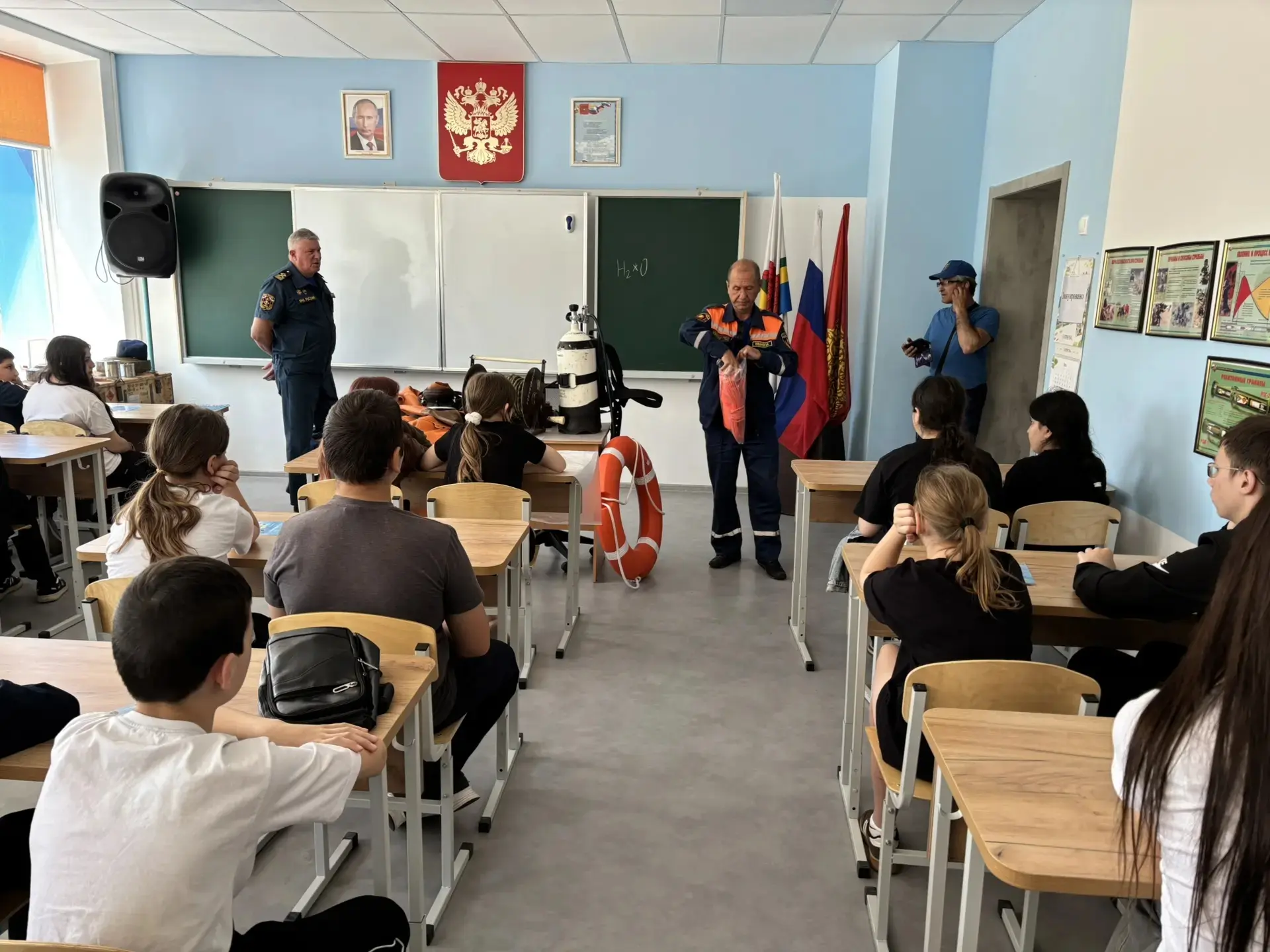 🇷🇺Вот и пролетел третий день нашего патриотического лагеря «Мы — патриоты»! 

✅Учащиеся 3 отряда п