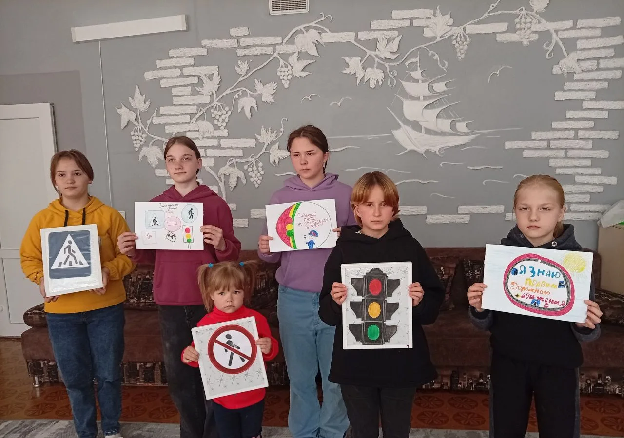 Профилактическая беседа с воспитанниками о правилах дорожного движения.