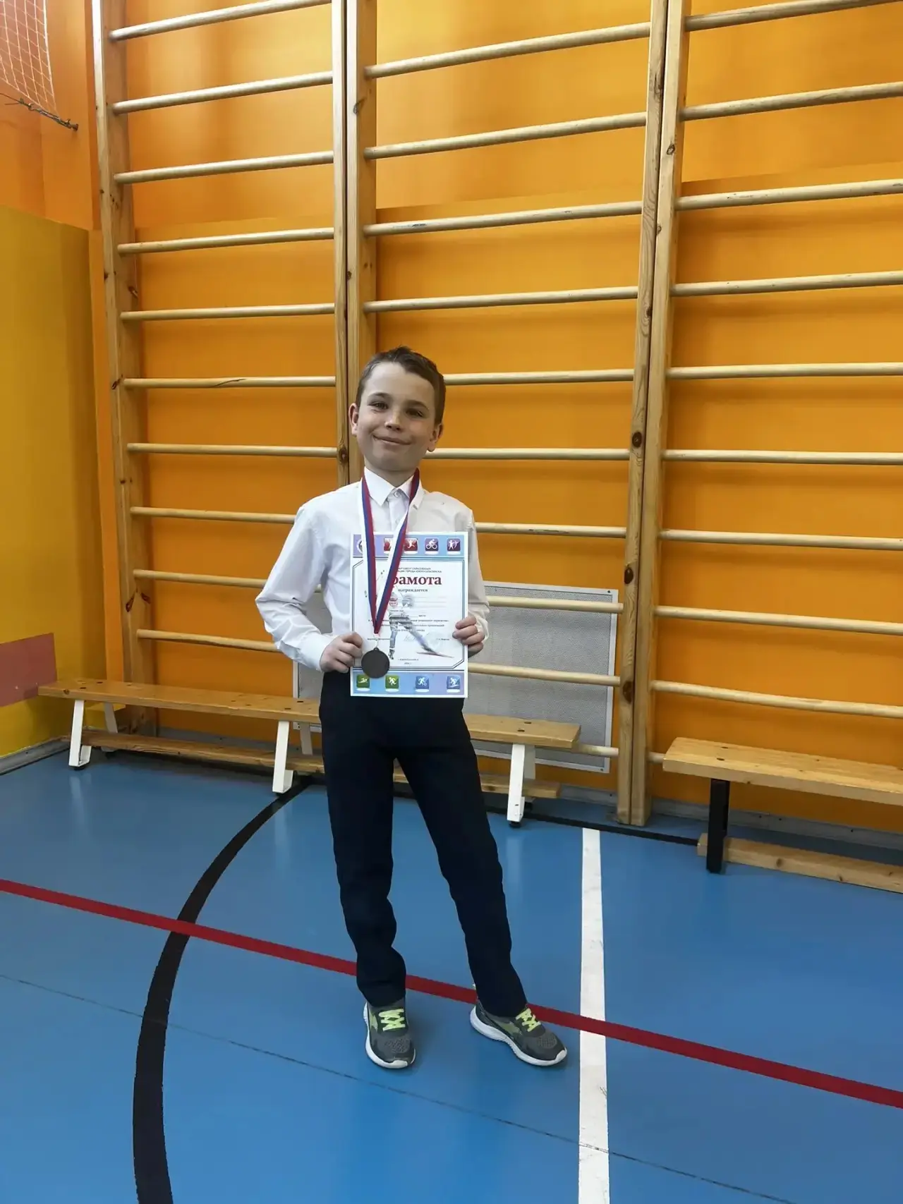 Зима отступает, время подводить итоги спортивных соревнований 💪  Соревнования по лыжным гонкам среди