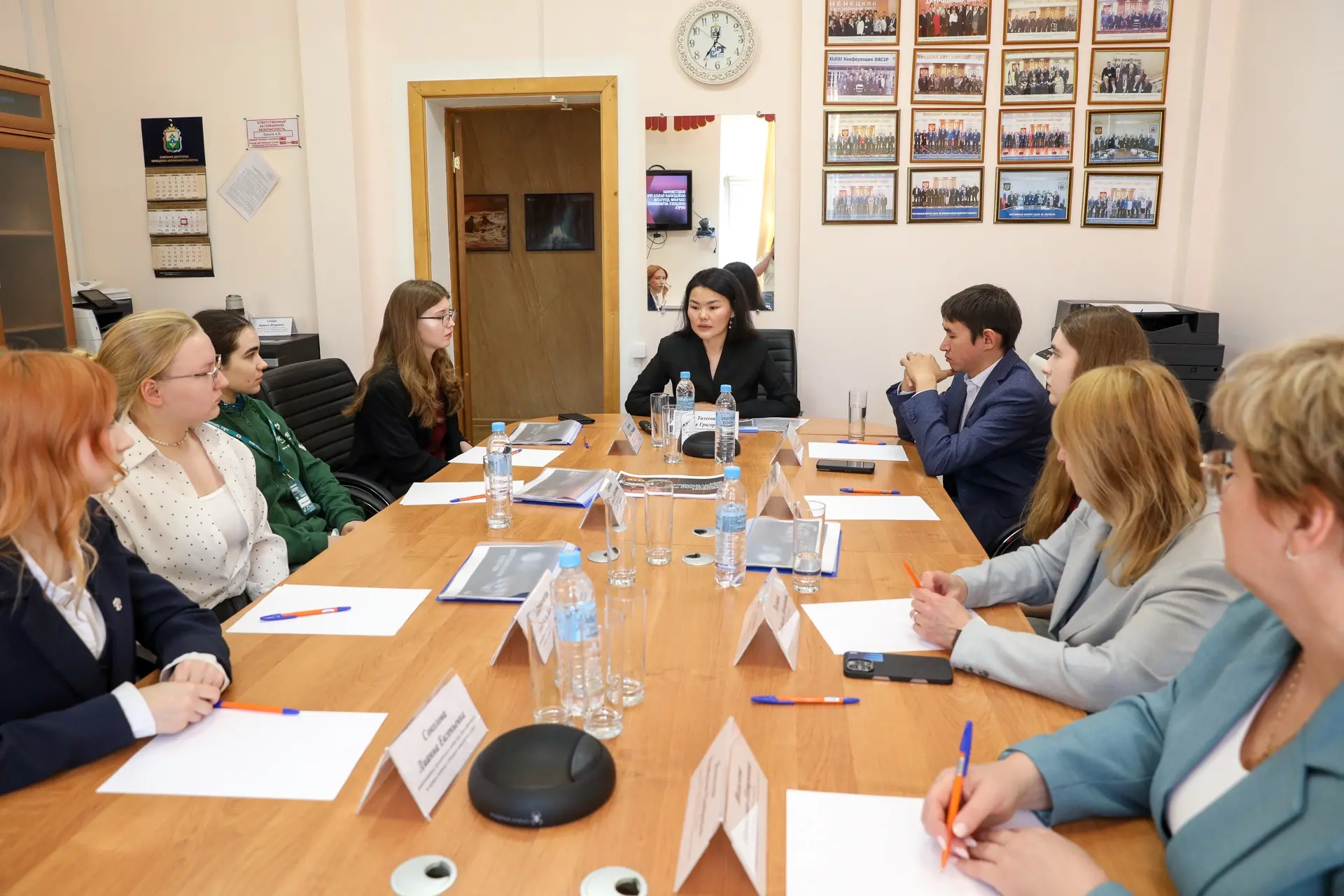 В окружном парламенте прошла встреча молодежных объединений из Ненецкого автономного ок...