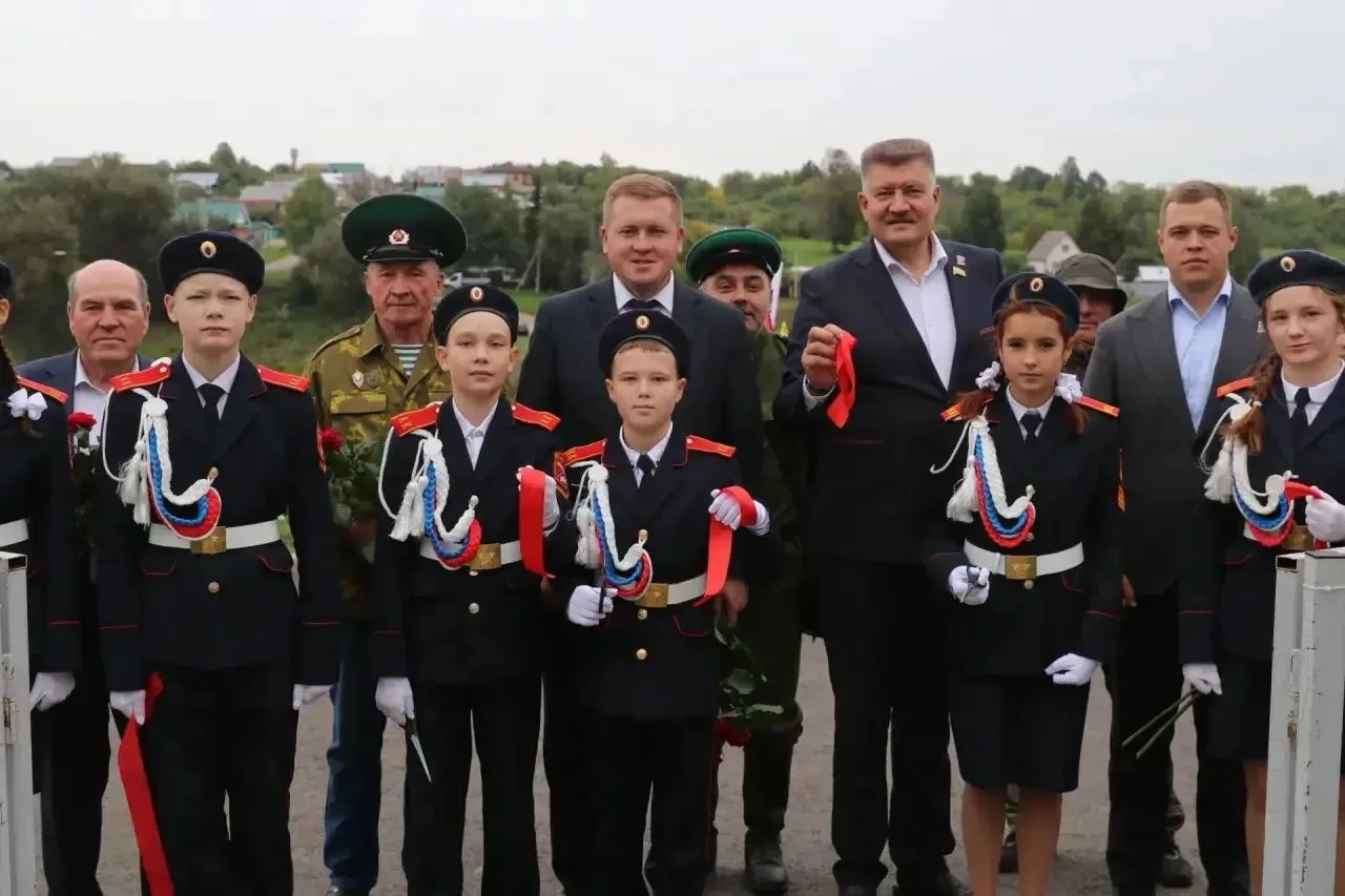 Кадеты Кугесьского лицея — на открытии Аллеи родов войск