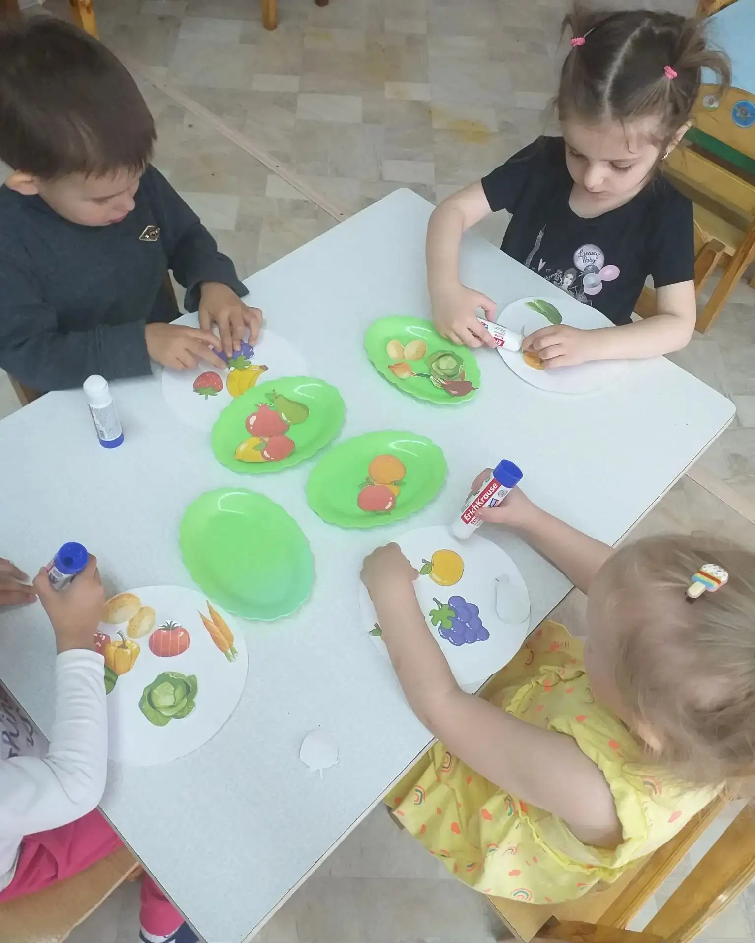 🍎🍊🥬 Витаминный десант у наших «Карапузов»! 🍎🍊🥬
