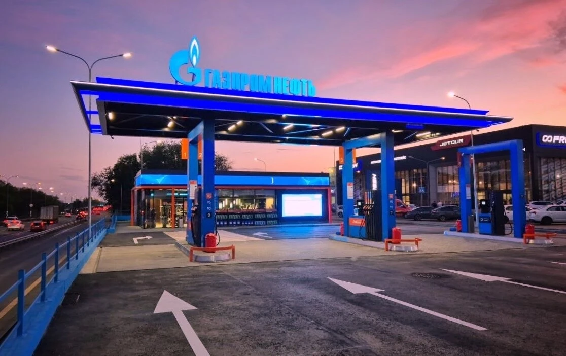 ⛽ Топливный кризис завершится к сентябрю, а его острая фаза - в течение нескольких недель.

Μнeниe в
