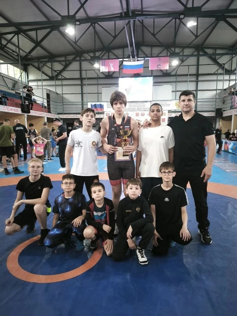 🏆 Наши борцы на межрегиональном турнире: гордость школы «Крепыш»! 🏆

Воспитанники спортивной школы