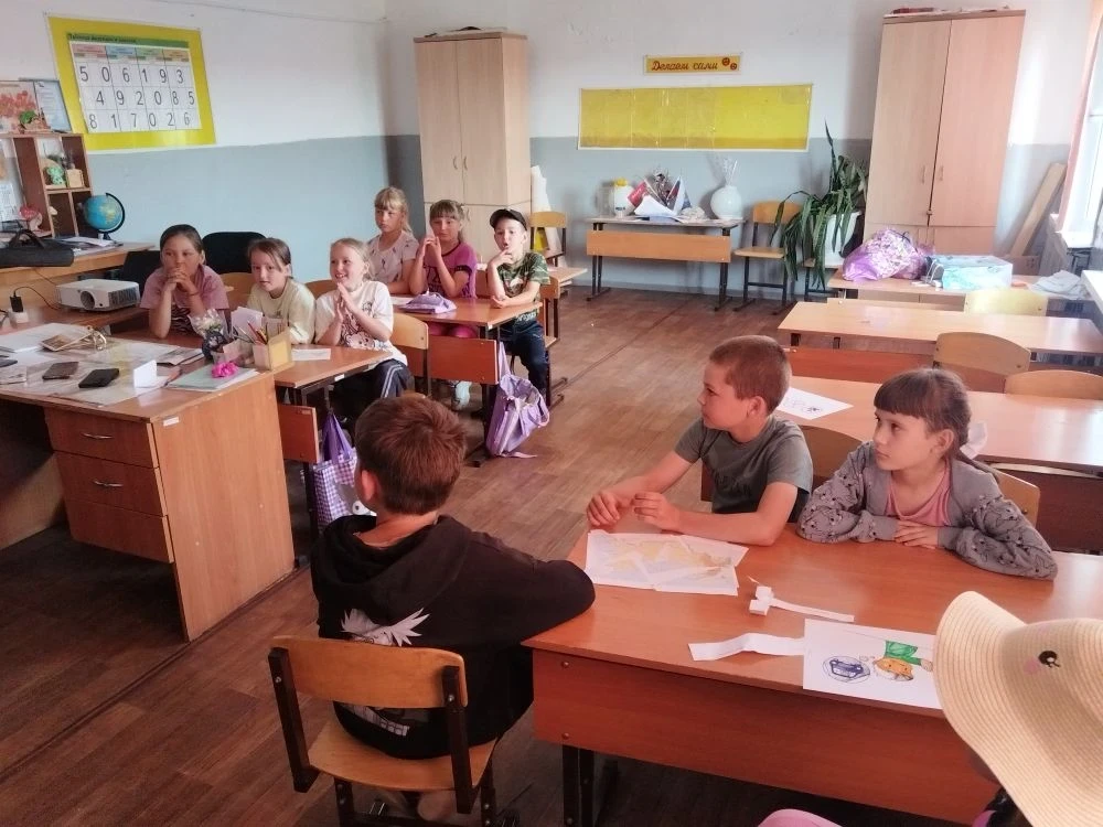 15 июня Апхультинский СДК совместно с Апхультинской библиотекой провели с детьми игровую викторину "