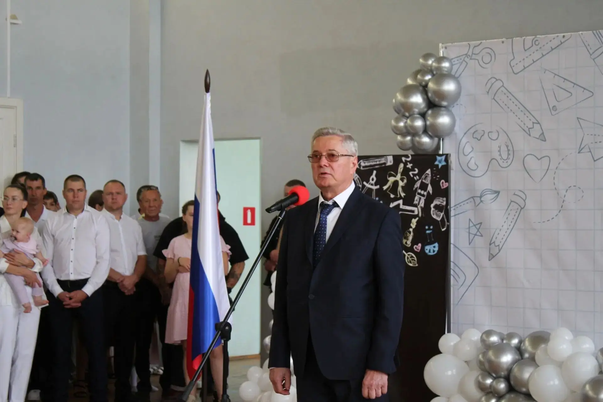 Во вторник, 1 сентября, в Аннинском лицее по-особенному отметили День знаний — с теплом...