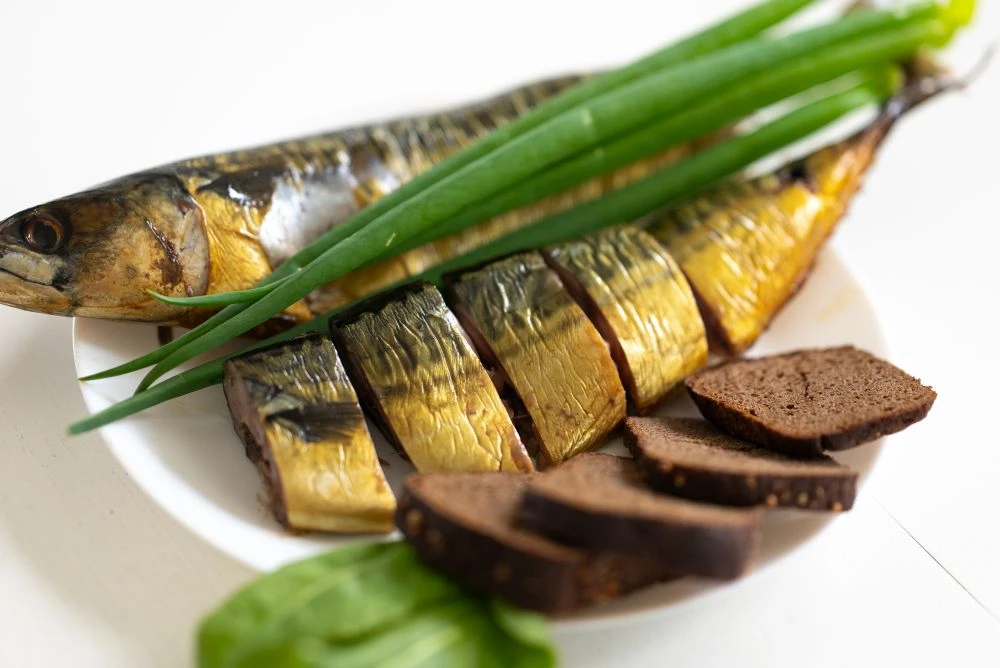 Наша скумбрия — она божественная 🐟

В меру солёная, в меру сочная. А если мы спросим рецепт копчени