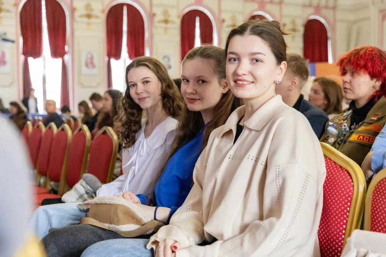 Твоя студенческая история начинается здесь! ✨

Поступаешь в ННГАСУ впервые? 

✅ Участвуй в конкурсно