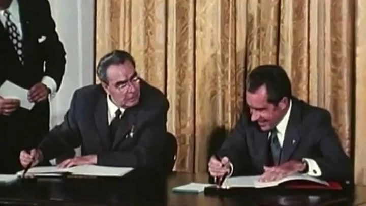 18 июня 1973 года в США с официальным визитом прибыл Леонид Брежнев
По итогам переговоров между СССР