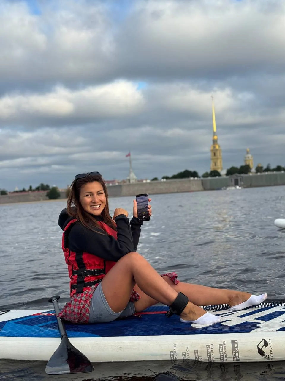 Я делаю это каждый год! А если поехать на буднях, то можно успеть с утра на работу.
Увидеть город с 