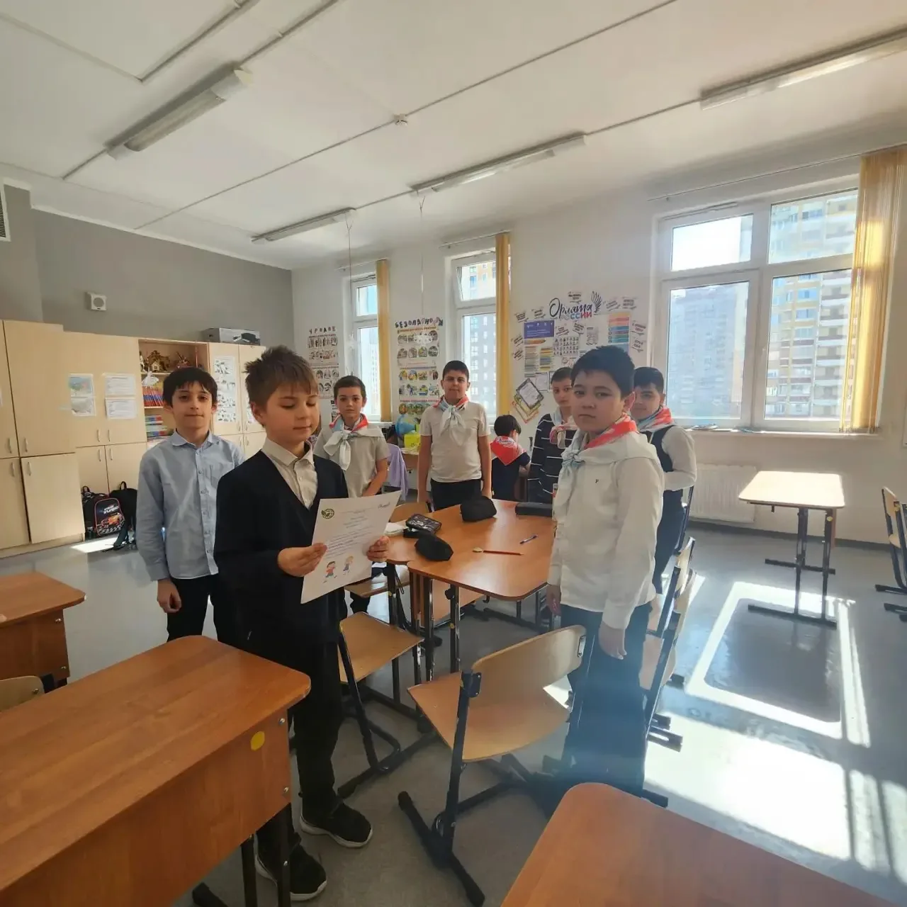 Сегодня в 4е   классе под руководством классного руководителя Мардановой М. Ш. было жарко! 🔥 И нет, 
