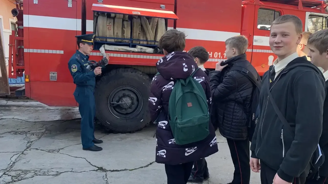 ⭐️ВНЕКЛАССНАЯ ДЕЯТЕЛЬНОСТЬ ⭐️  ⭐️Учащиеся 8-К класса совместно с сотрудниками ТО ГКУ «Центр занятост