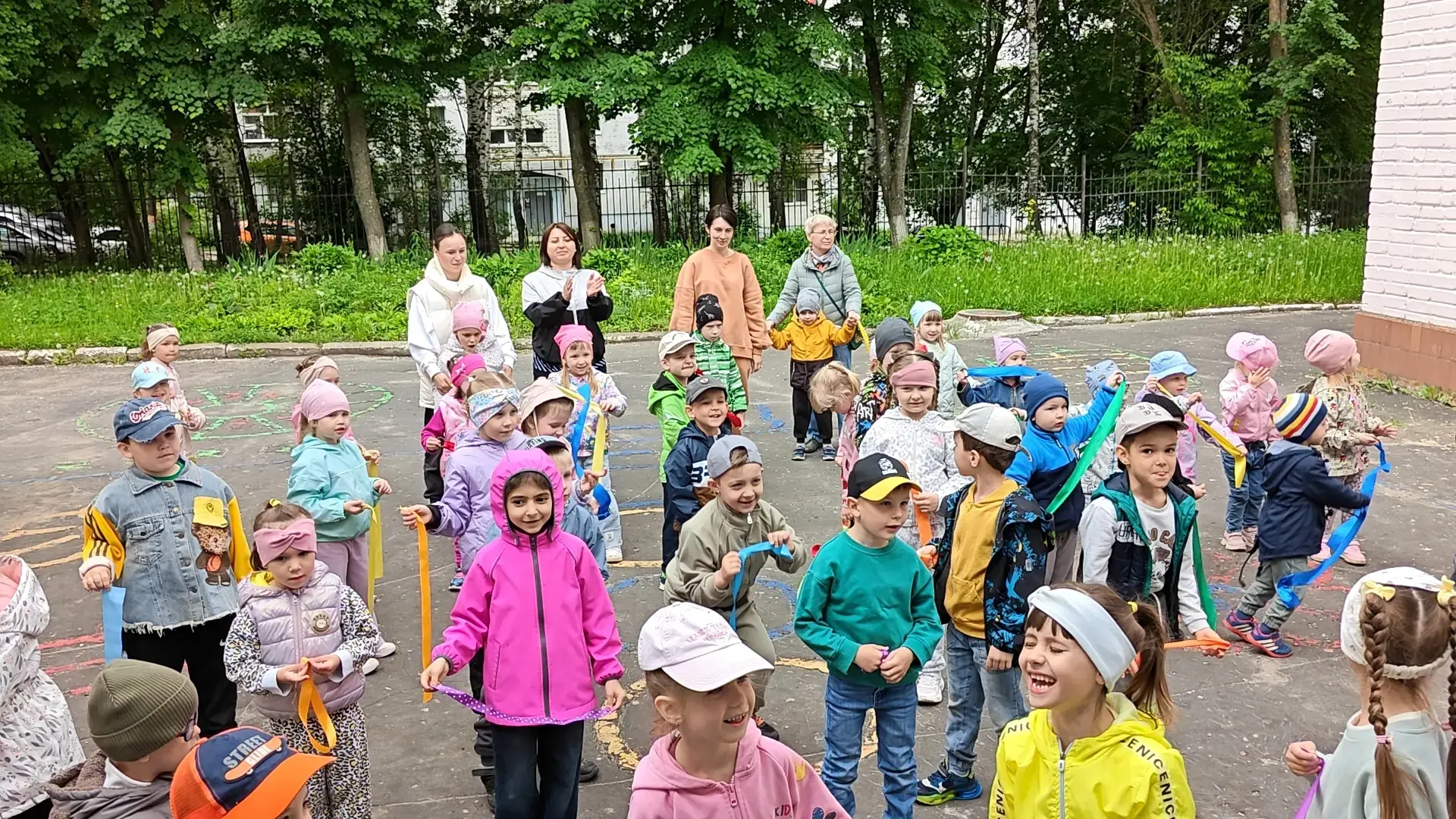 Сколько солнца, сколько света,