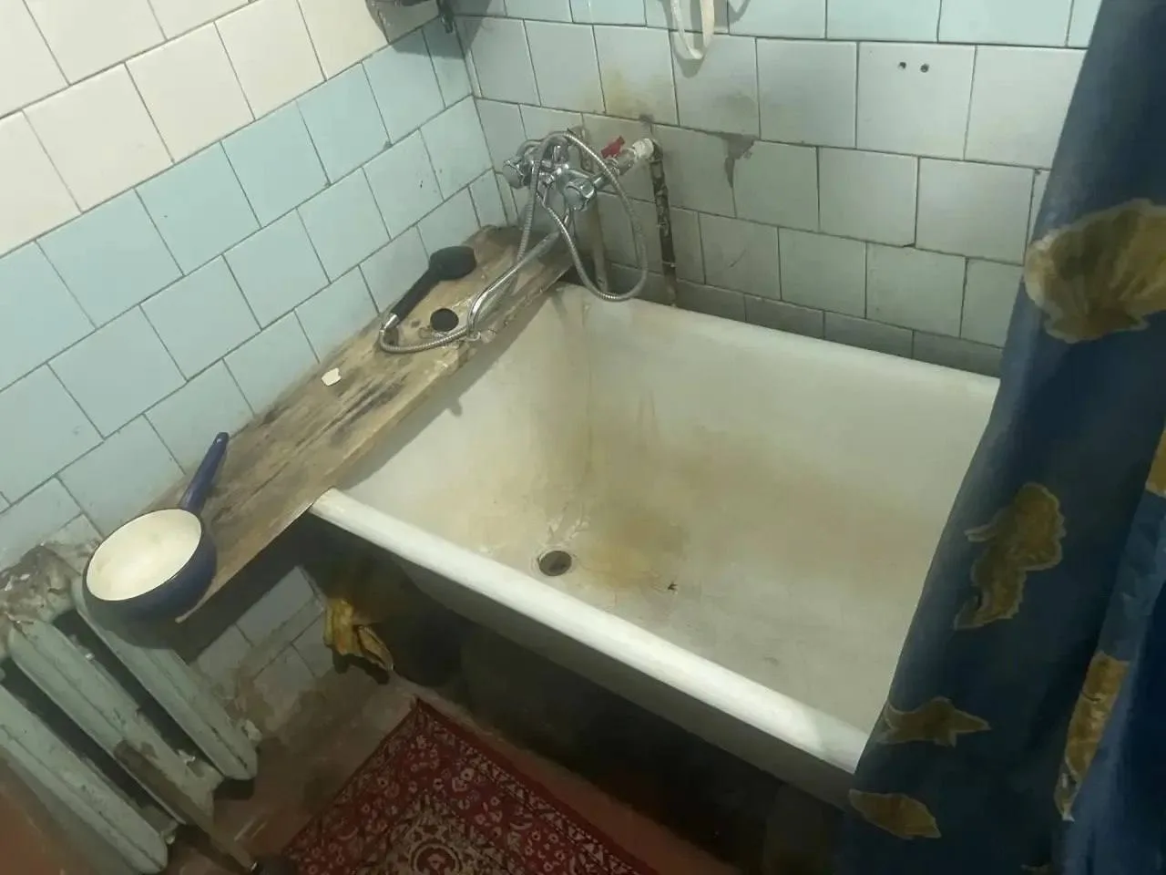 В Назарово любовница помогла мужчине убить жену, а тело они спрятали под листвой.