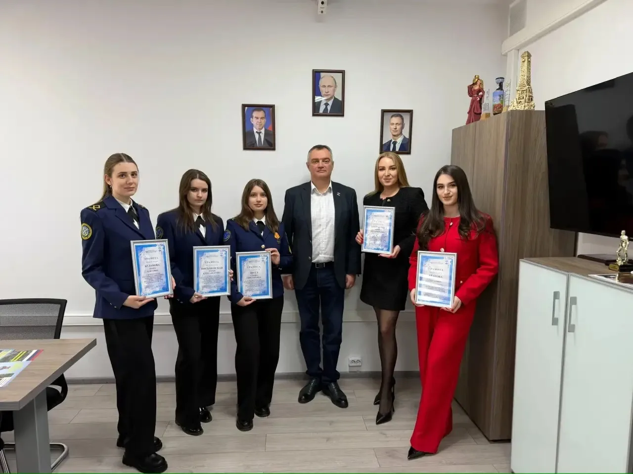 И.о. заместителя главы муниципального образования город-герой Новороссийск Мацедонский ...