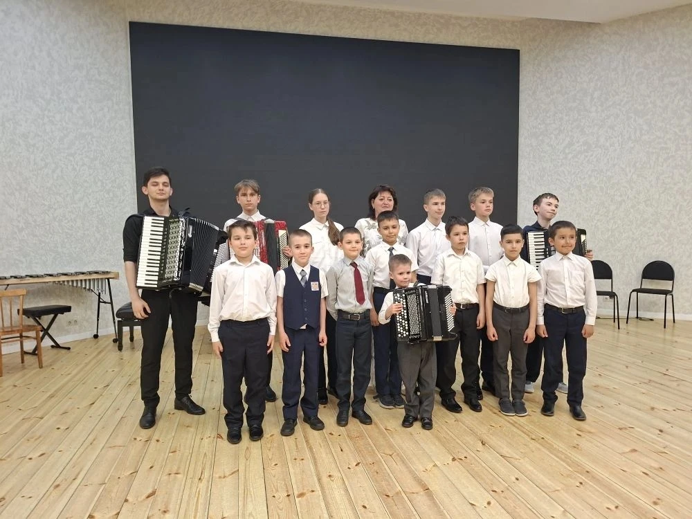 🏛️ В Детской школе искусств состоялся концерт класса преподавателя Луизы Альбертовны С...