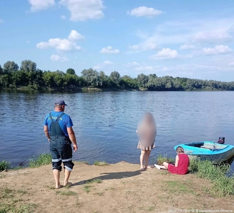 В Гороховце спасли девушку, которую уносило течением.
