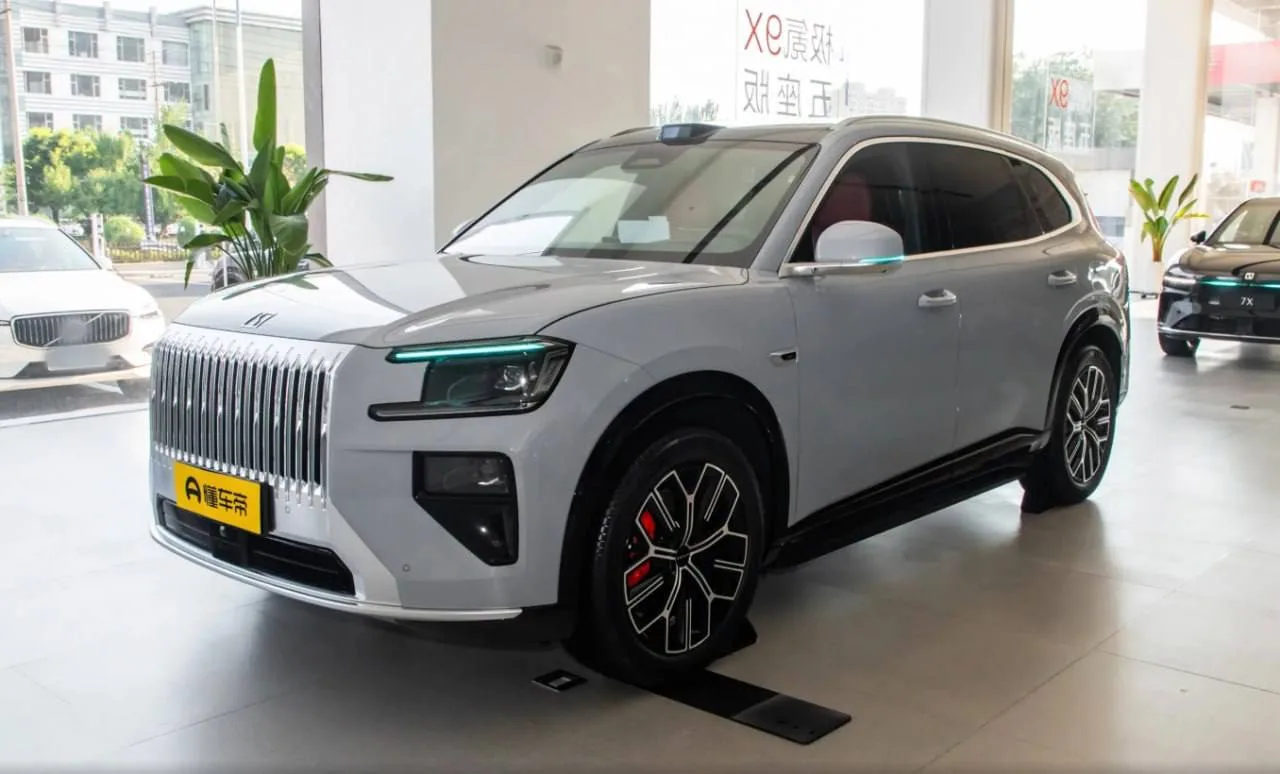 🇨🇳 Zeekr 8x