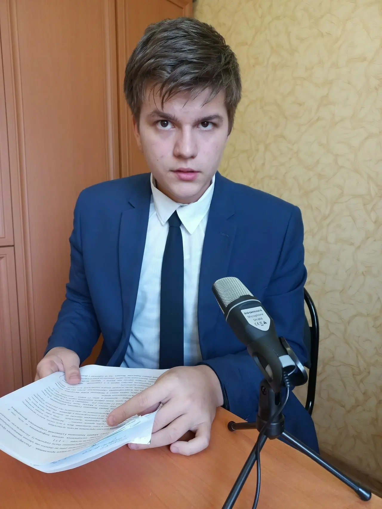 Сегодня размышлениями о школе делится выпускник 2024 года, ныне студент факультета исто...