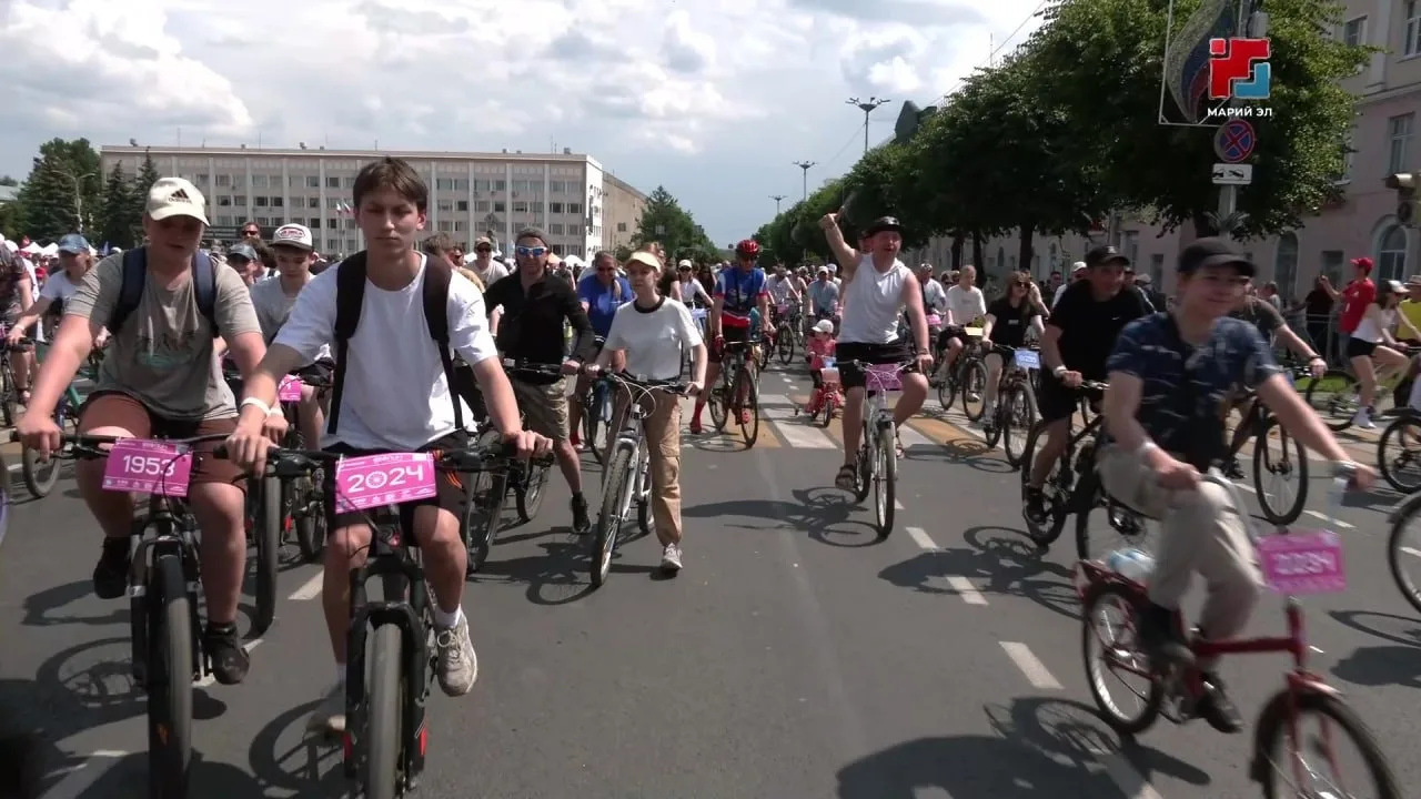 🚴 В минувшее воскресенье Йошкар-Ола превратилась в огромный велодром под открытым небом. Грандиозны