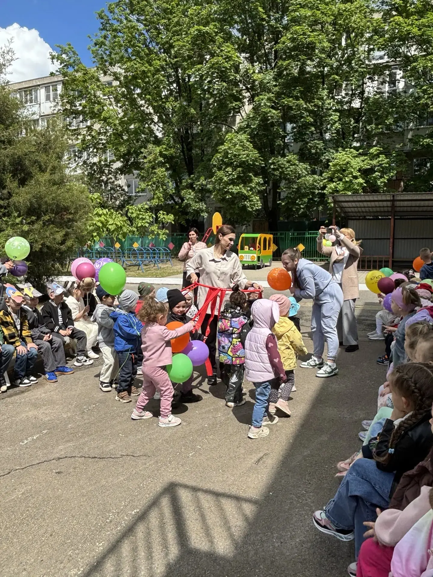 Сегодня , 1 июня один из самых радостных праздников для детворы! По традиции, наш детск...