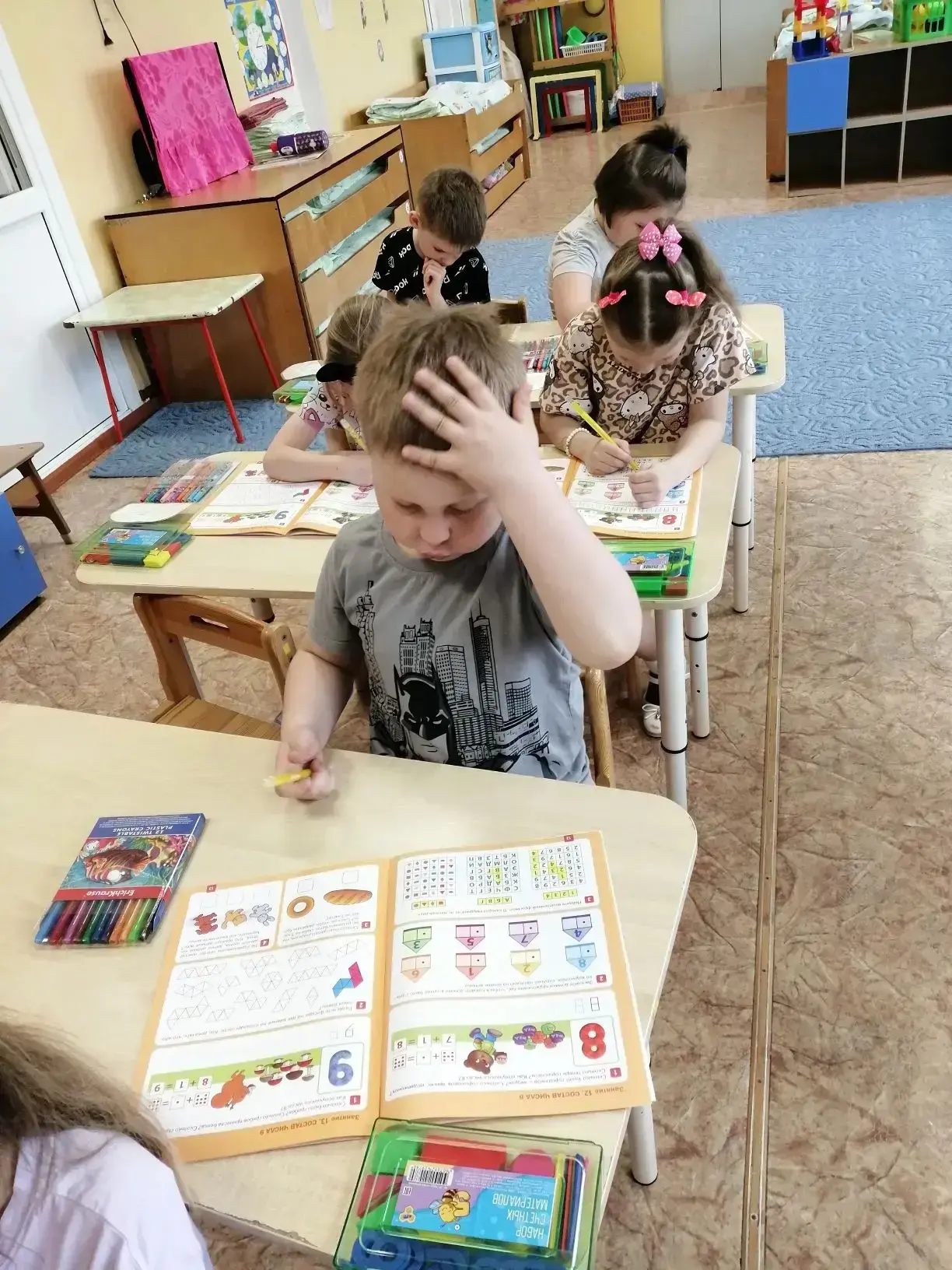ФЭМП в подготовительной группе : учимся с интересом!