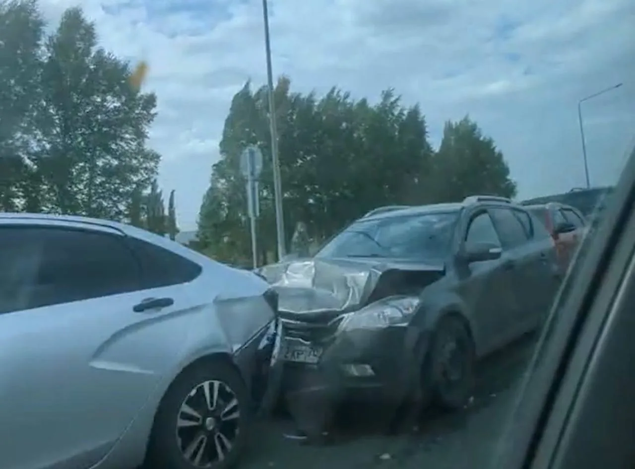 Под Стерлитамаком в аварии пострадали беременная и ребёнок
