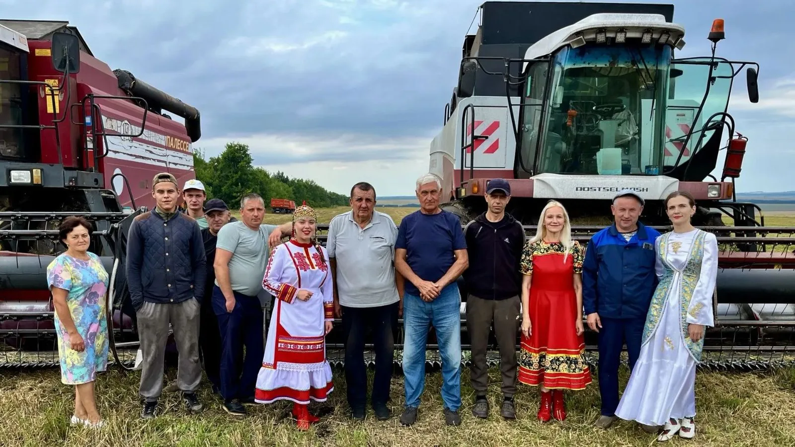 Агитбригада Тетюшского районного Дома культуры выступила с концертной программой перед ...