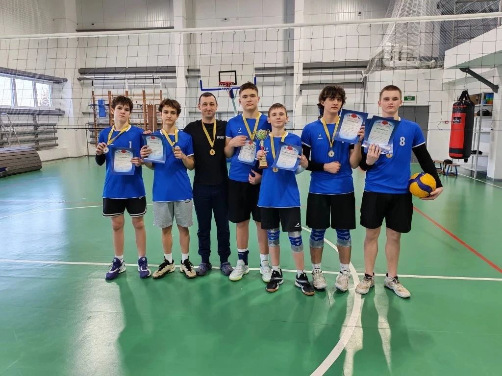 Медали и кубки победителей едут в Марковскую школу #1! 🎉   🏆 Итоги сегодняшних районных соревнований