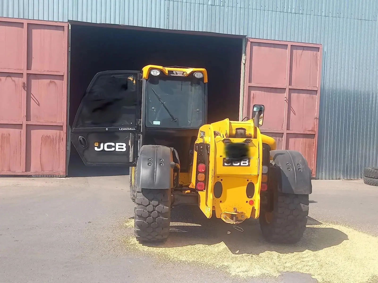 🚜В Сампурском округе на производстве погиб рабочий
