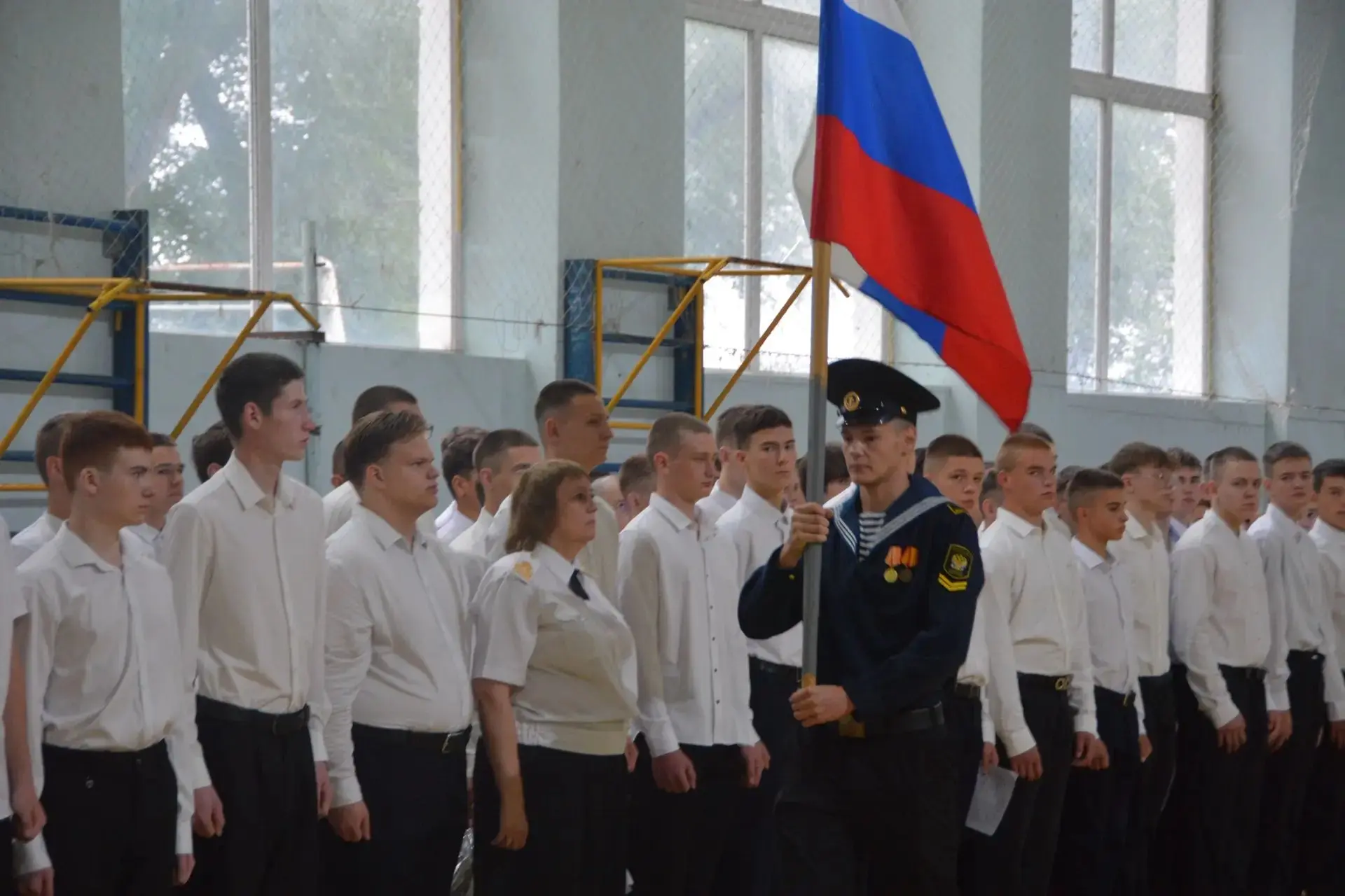 С первым днём осени и с началом нового учебного года! 📚✨