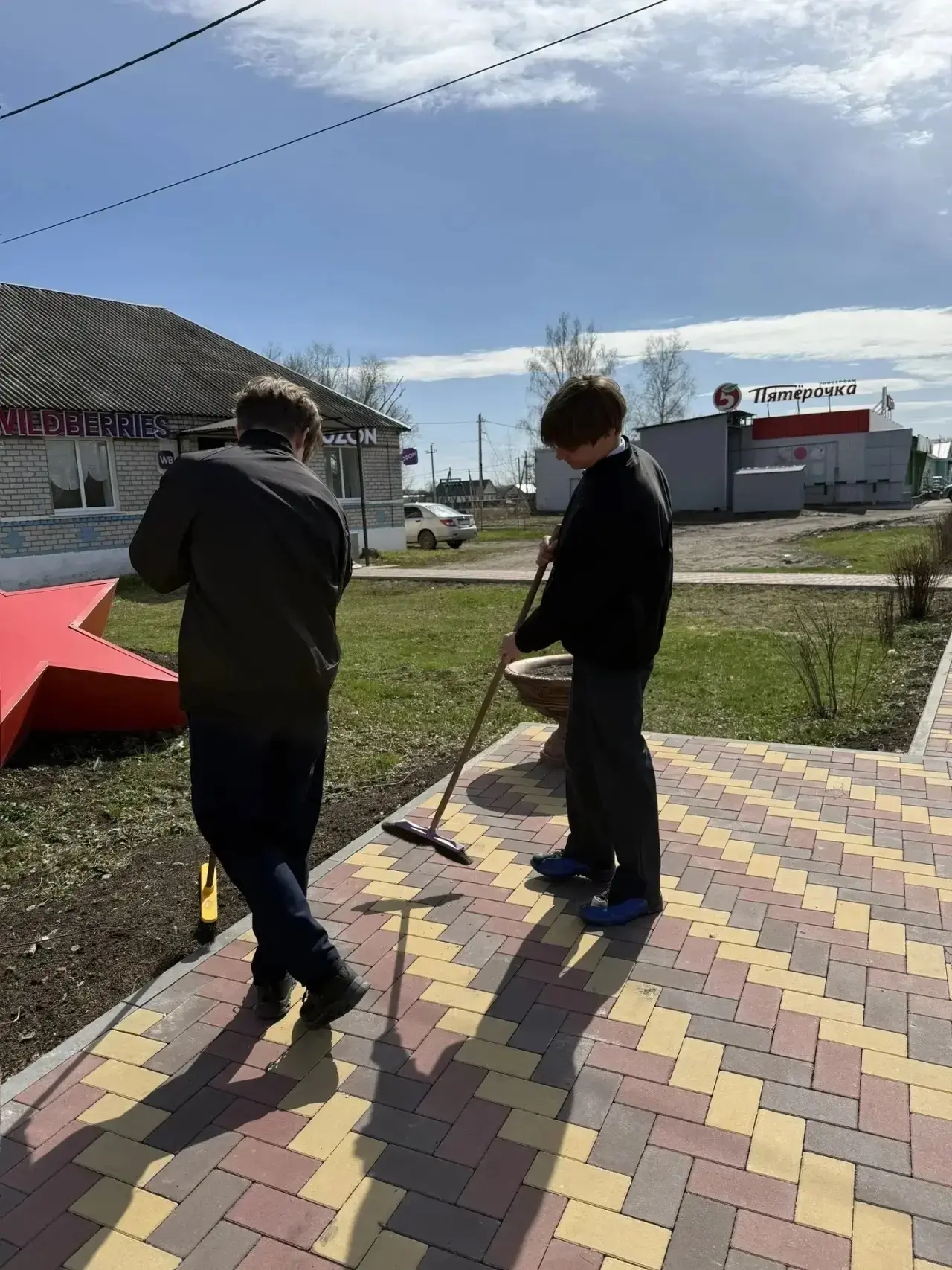 🇷🇺 Чистота там, где помнят подвиг героев!