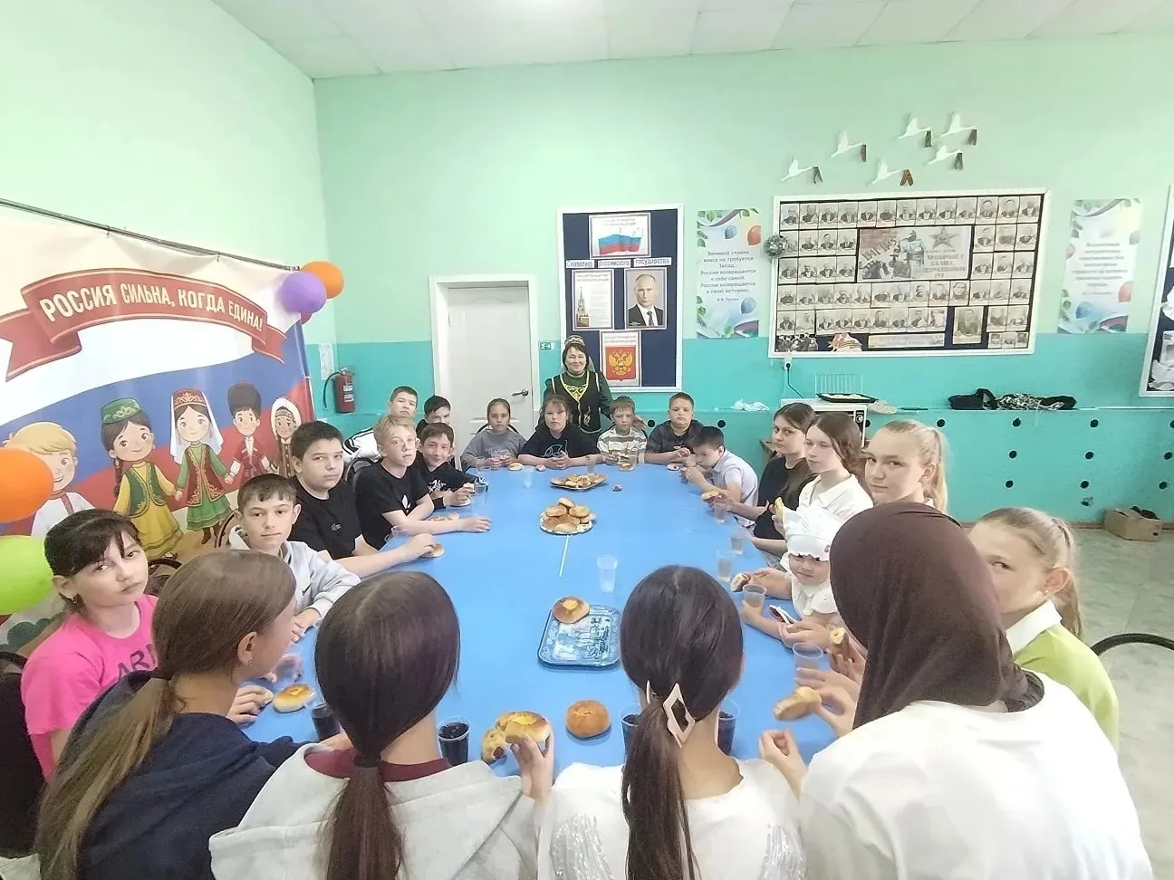 Седьмой день нашего пришкольного лагеря был посвящён знакомству с кулинарными традициям...